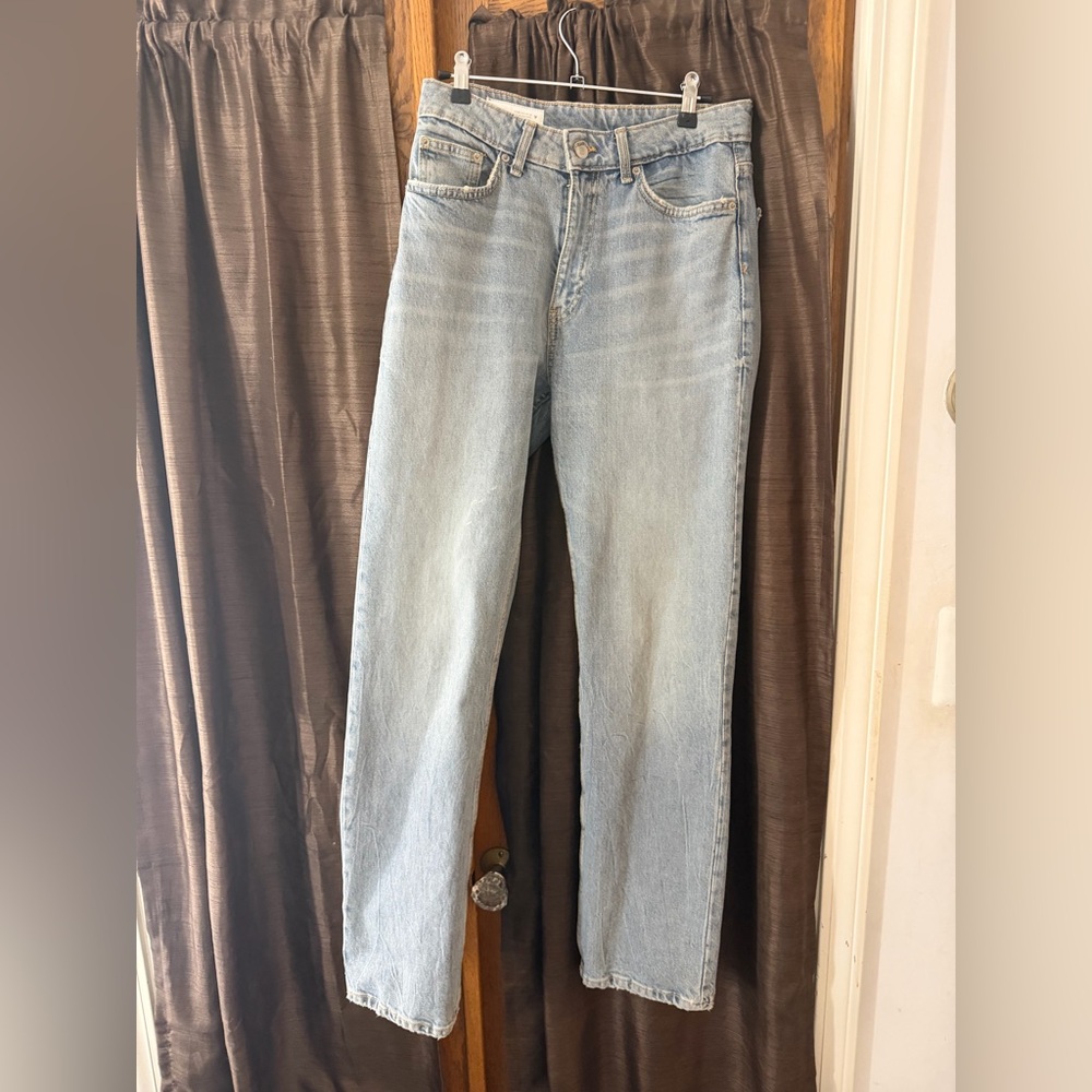 Zara High Rise Straight Leg Jeans Light Wash Size 4 30” Inseam